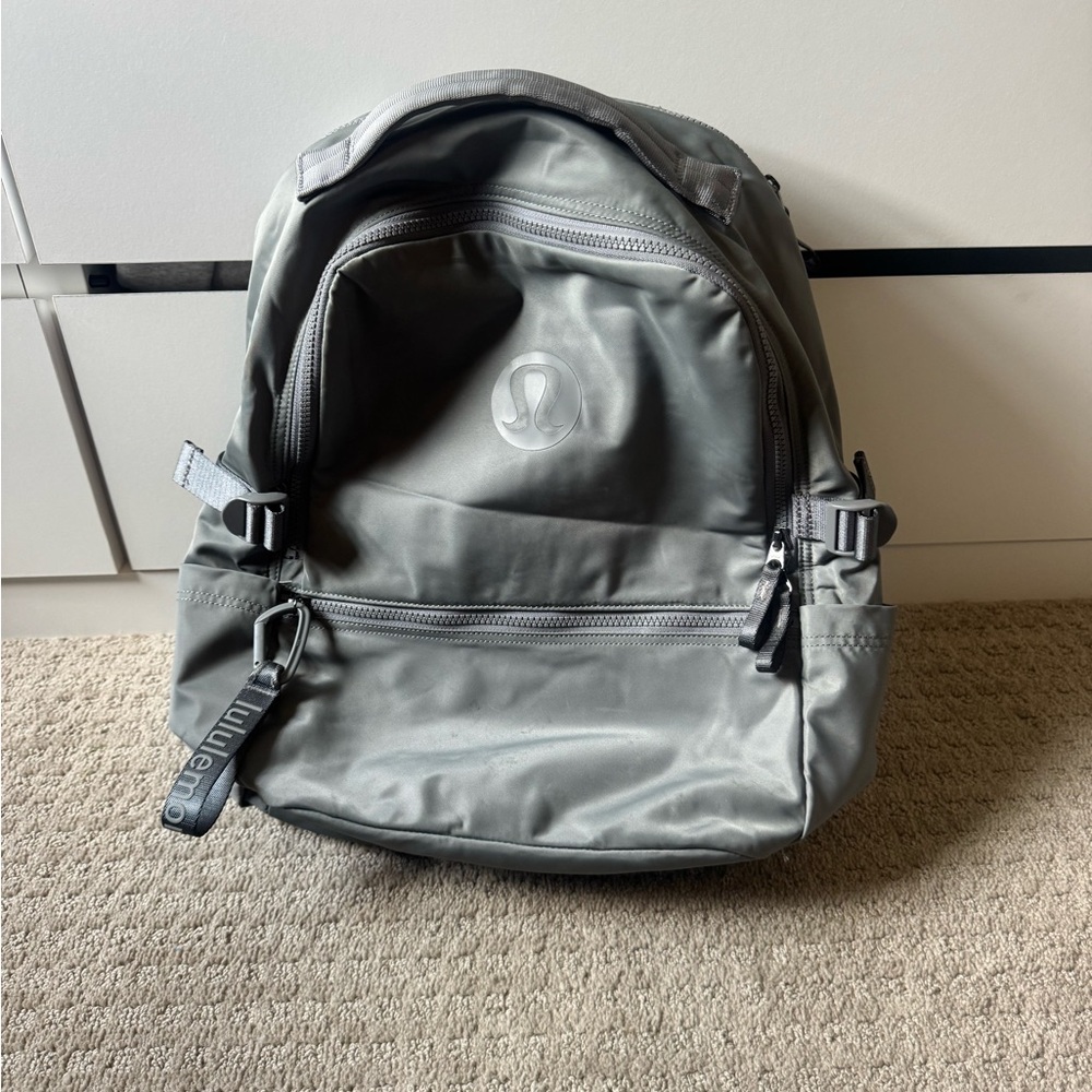 lululemon athletica Men's Gray Everyday Backpack